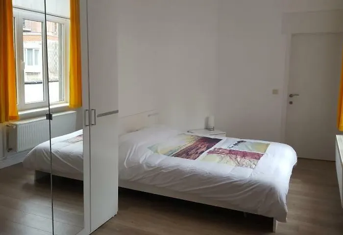 Apartment Met 2 Slaapkamers *